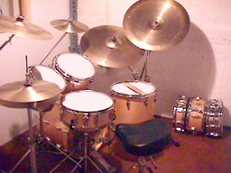 Rikard Drums Custom made, 
100% Maple Keller drum shells